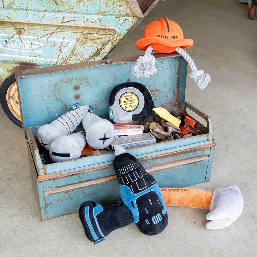 PLUSH TOY TAPE MEASURE by DULTON